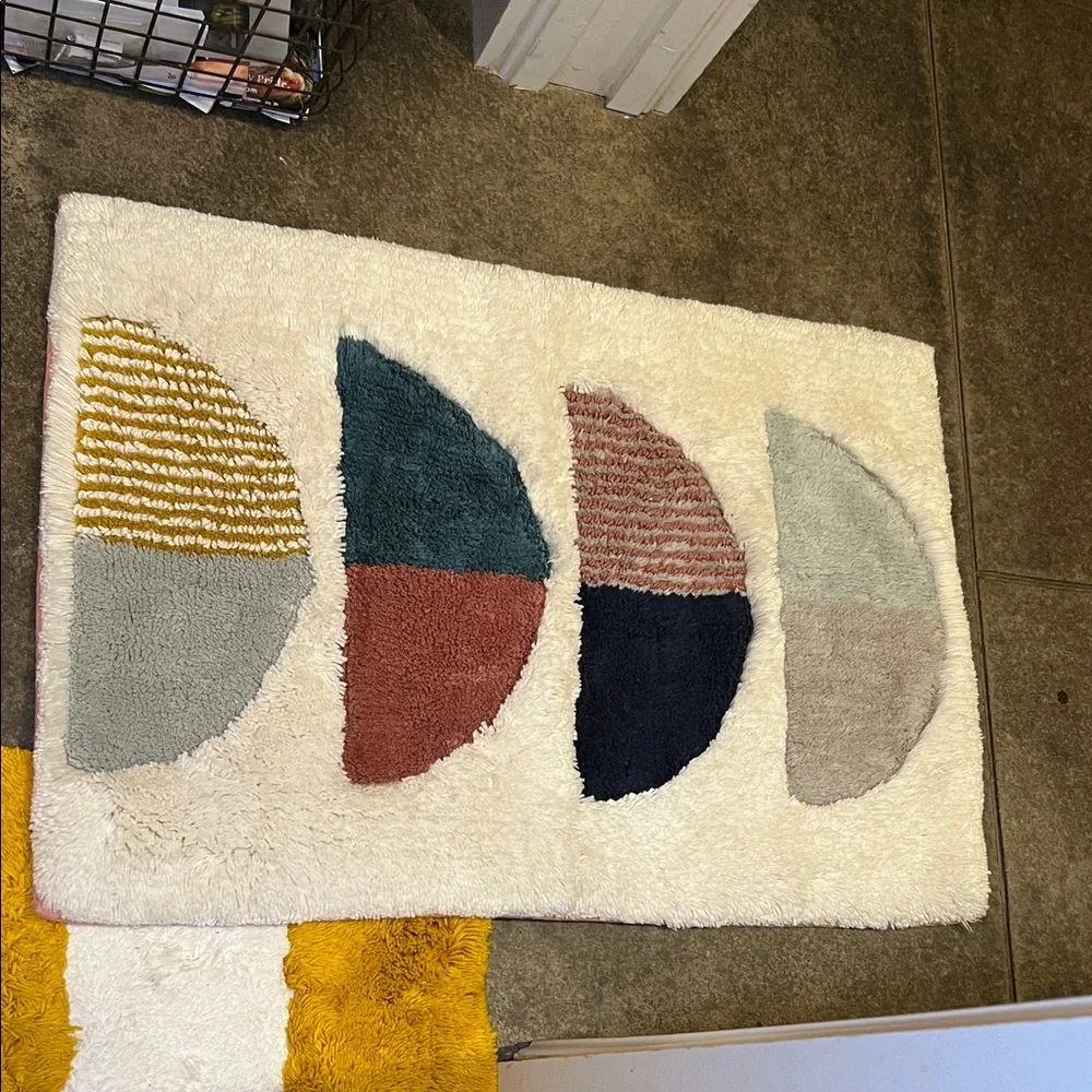 West Elm Cream and Multi-Color Geometric Door Mat 17x25 - Picture 6 of 15